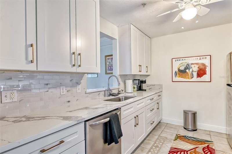 750 N Tamiami Trail, Unit 205, Sarasota, FL 34236 Photo