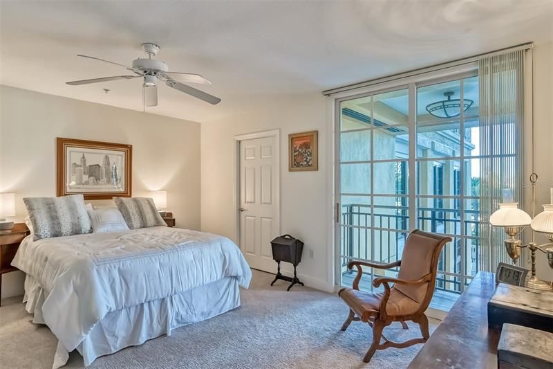 750 N Tamiami Trail, Unit 205, Sarasota, FL 34236 Photo