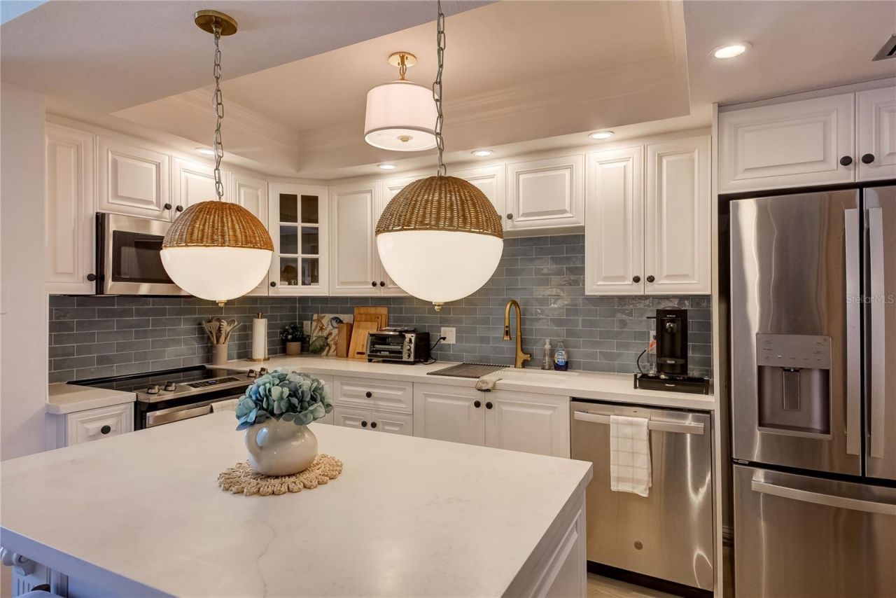 1212 Benjamin Franklin Drive, Unit 504, Sarasota, FL 34236 Photo