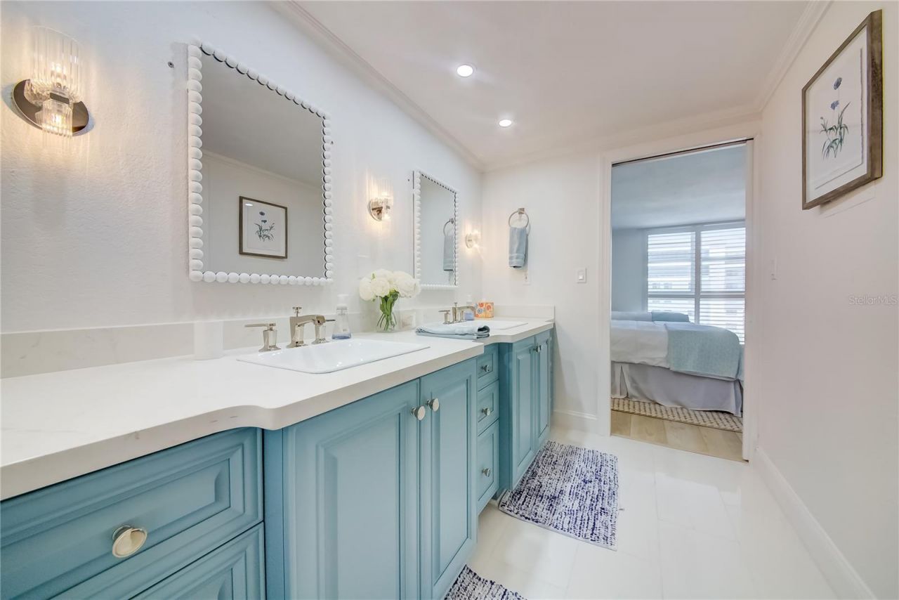 1212 Benjamin Franklin Drive, Unit 504, Sarasota, FL 34236 Photo