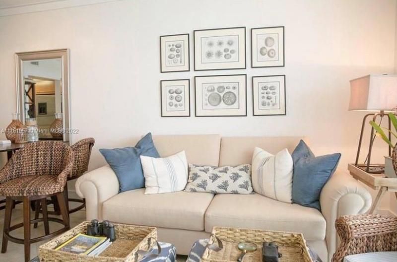 6365 Collins Ave, Unit 2409, Miami Beach, FL 33141 Photo