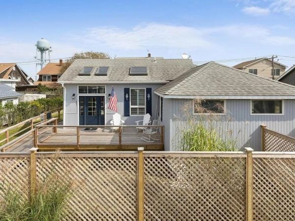 603 Bayberry Walk, Ocean Beach, NY 11770