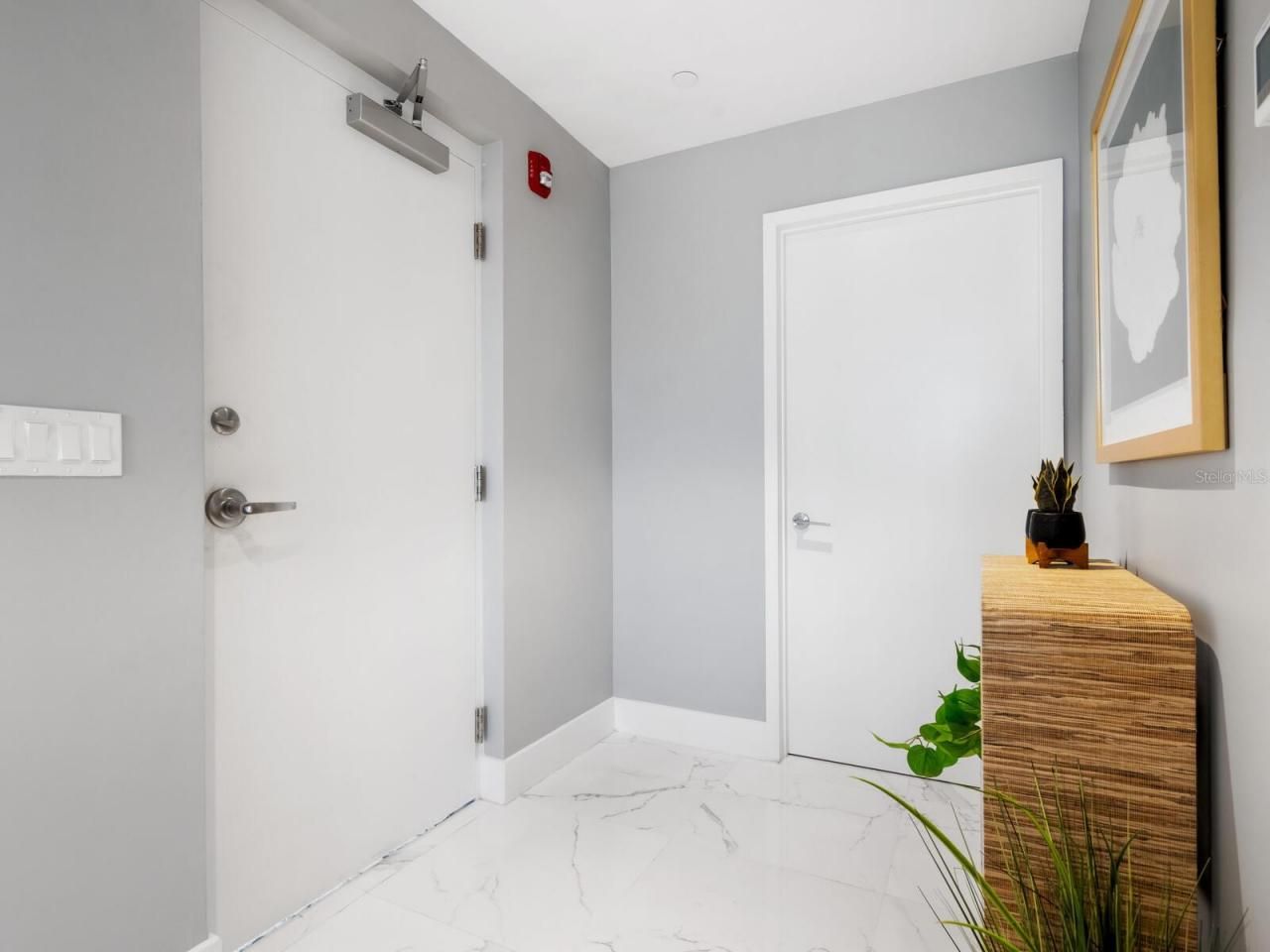 1558 4th Street, Unit 406, Sarasota, FL 34236 Photo