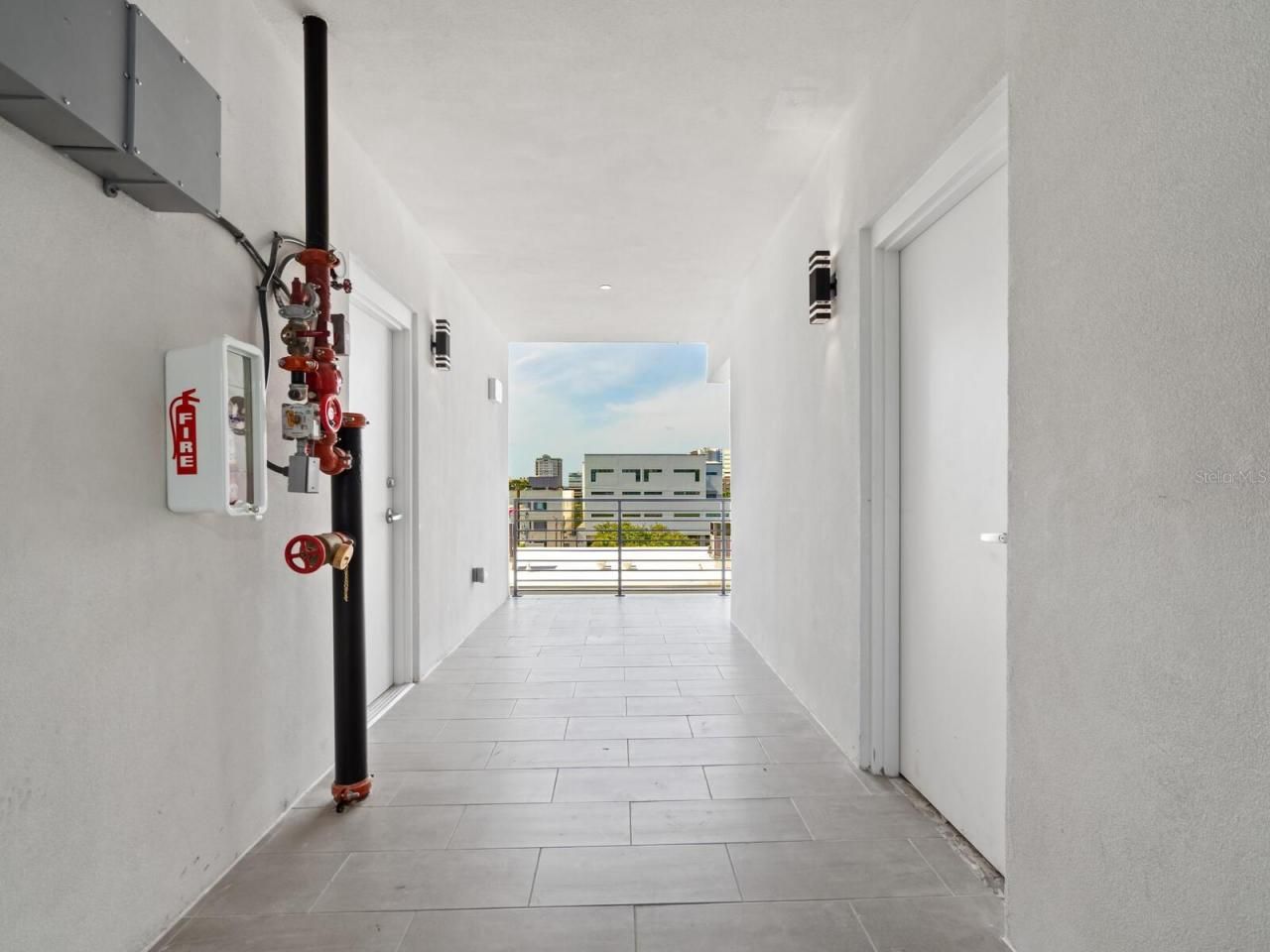 1558 4th Street, Unit 406, Sarasota, FL 34236 Photo
