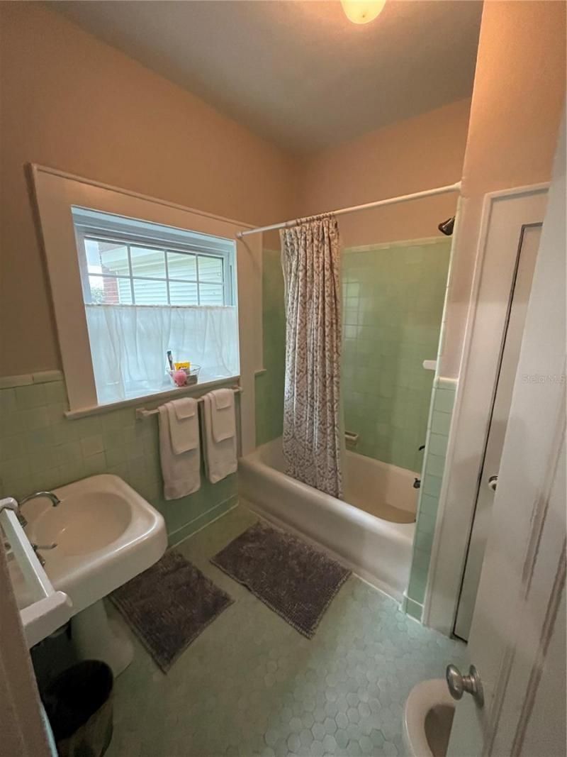 1200 W Lake Otis Drive Se, Winter Haven, FL 33880 Photo