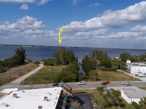 6162 LANDINGS WAY, PUNTA GORDA, FL 33950