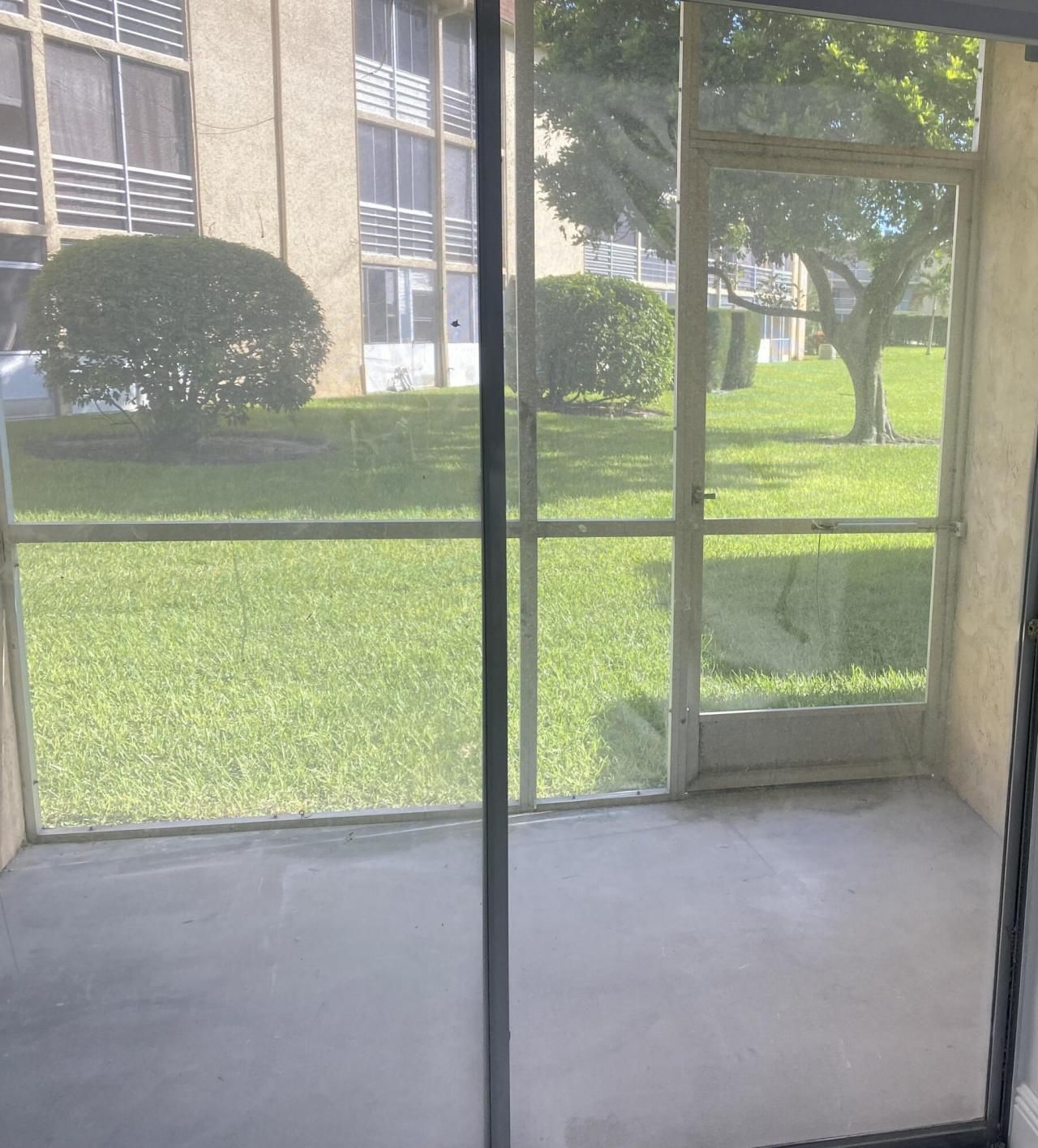 555 Purdy Lane, Unit 106, Palm Springs, FL 33461 Photo