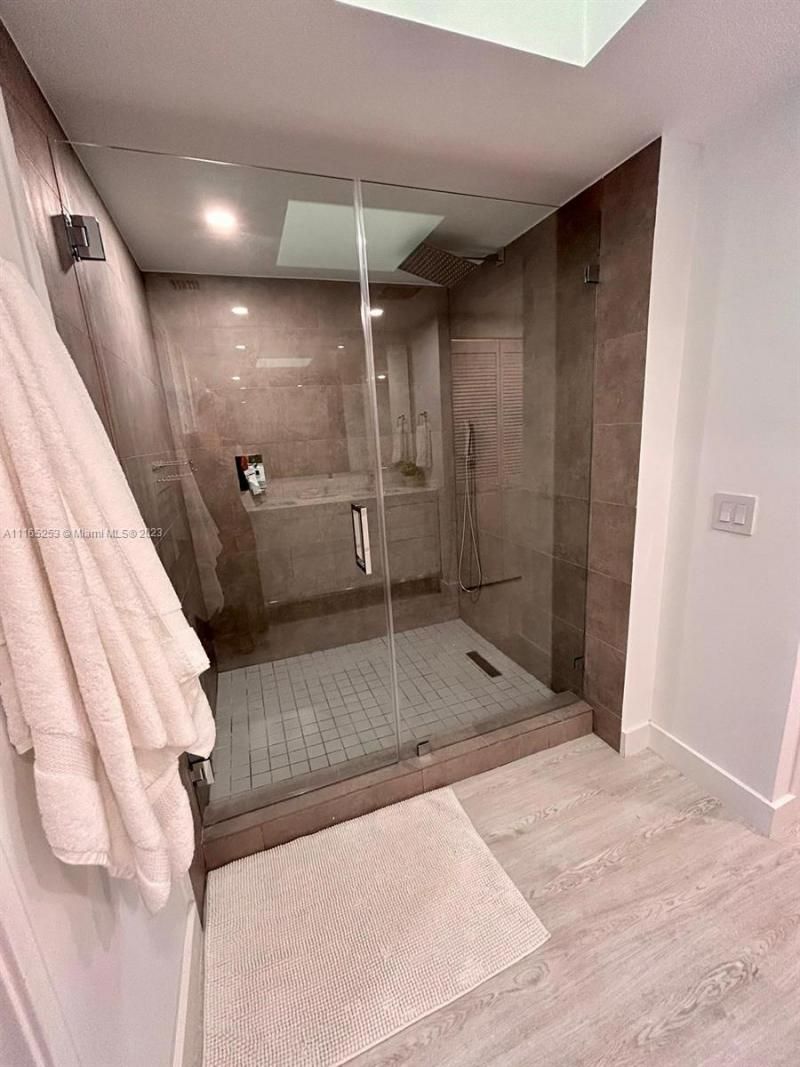 101 Crandon Blvd, Unit 473, Key Biscayne, FL 33149 Photo