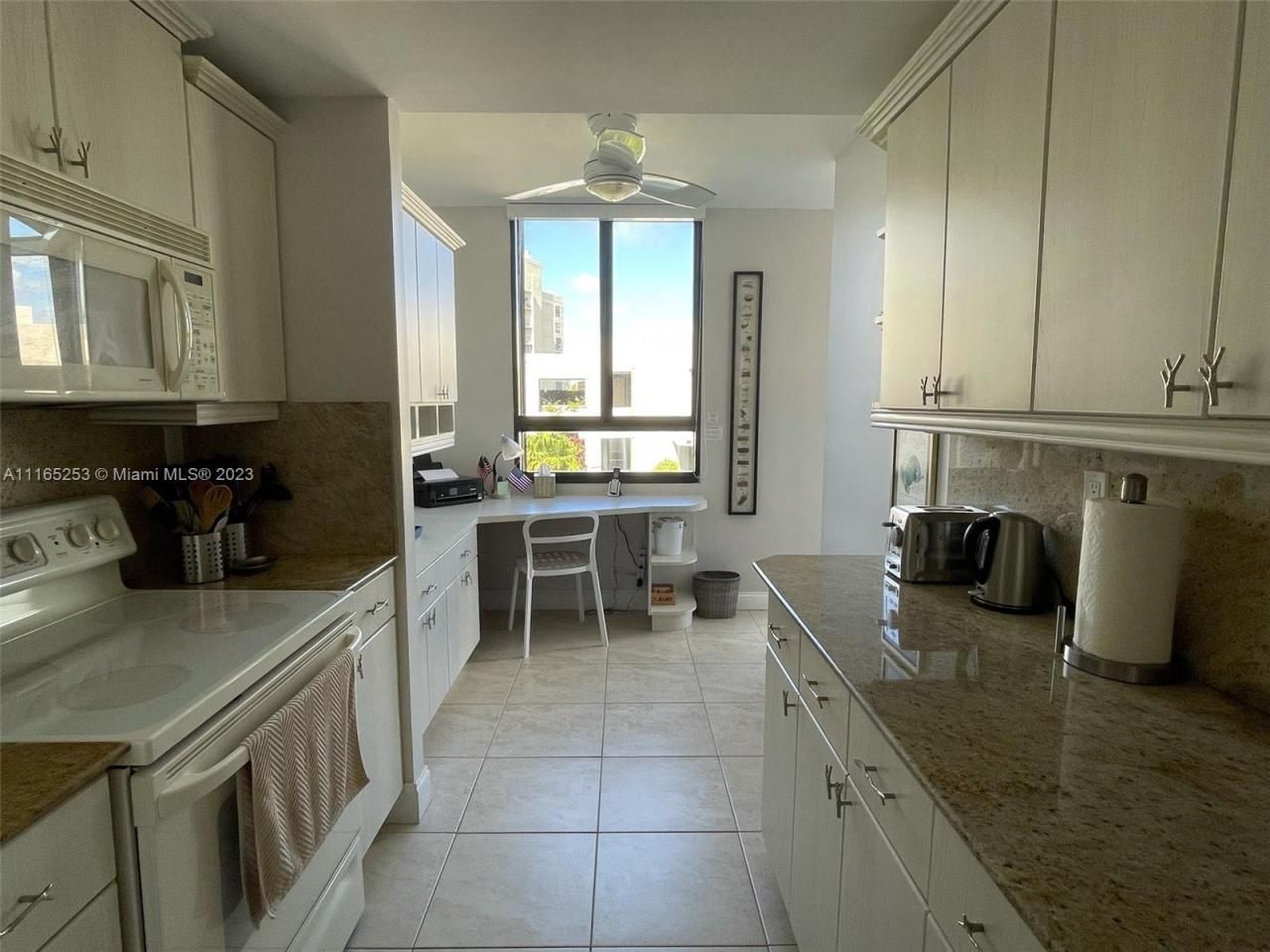101 Crandon Blvd, Unit 473, Key Biscayne, FL 33149 Photo