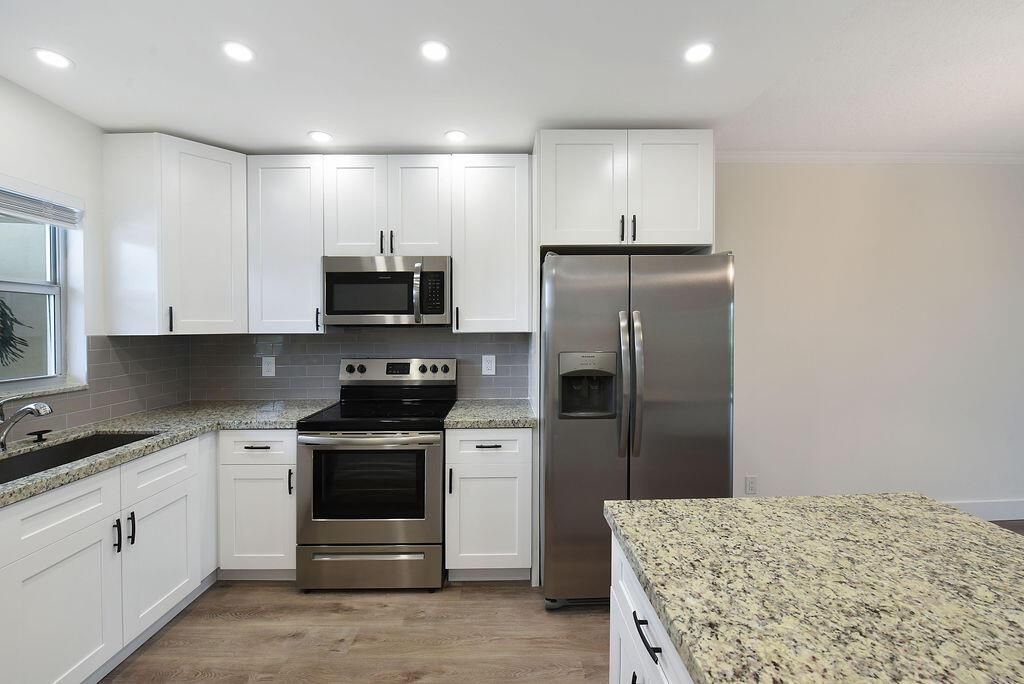 1400 NE 57th Court, Unit 205, Fort Lauderdale, FL 33334 Photo