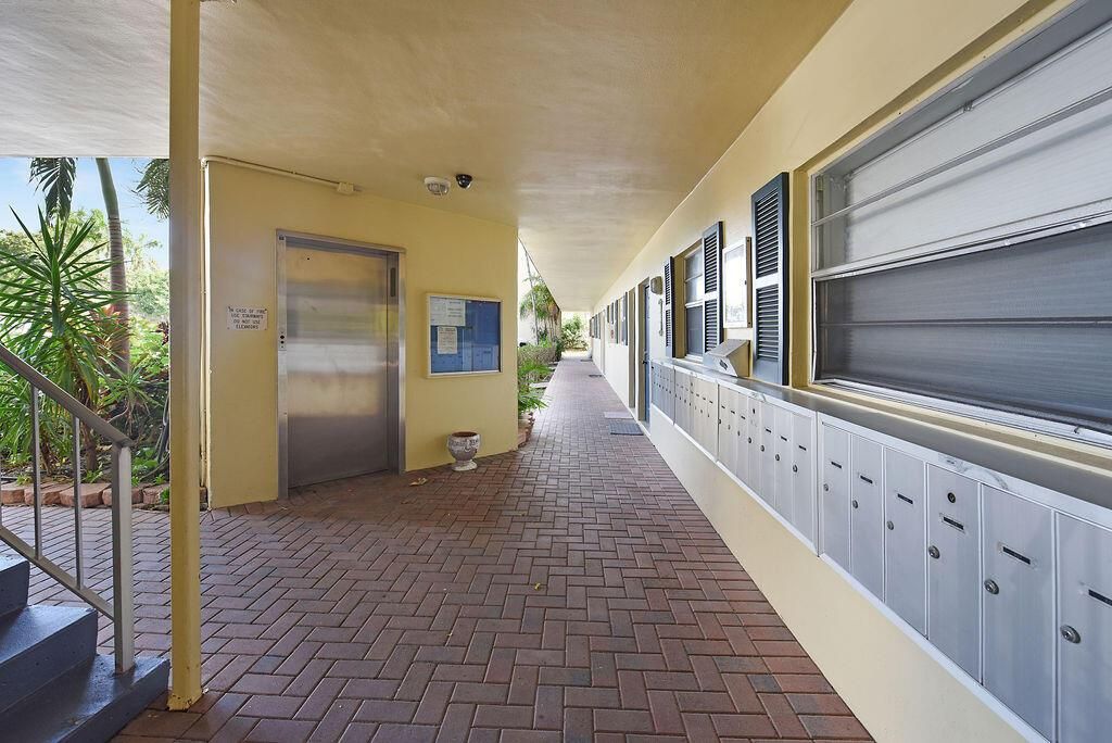 1400 NE 57th Court, Unit 205, Fort Lauderdale, FL 33334 Photo