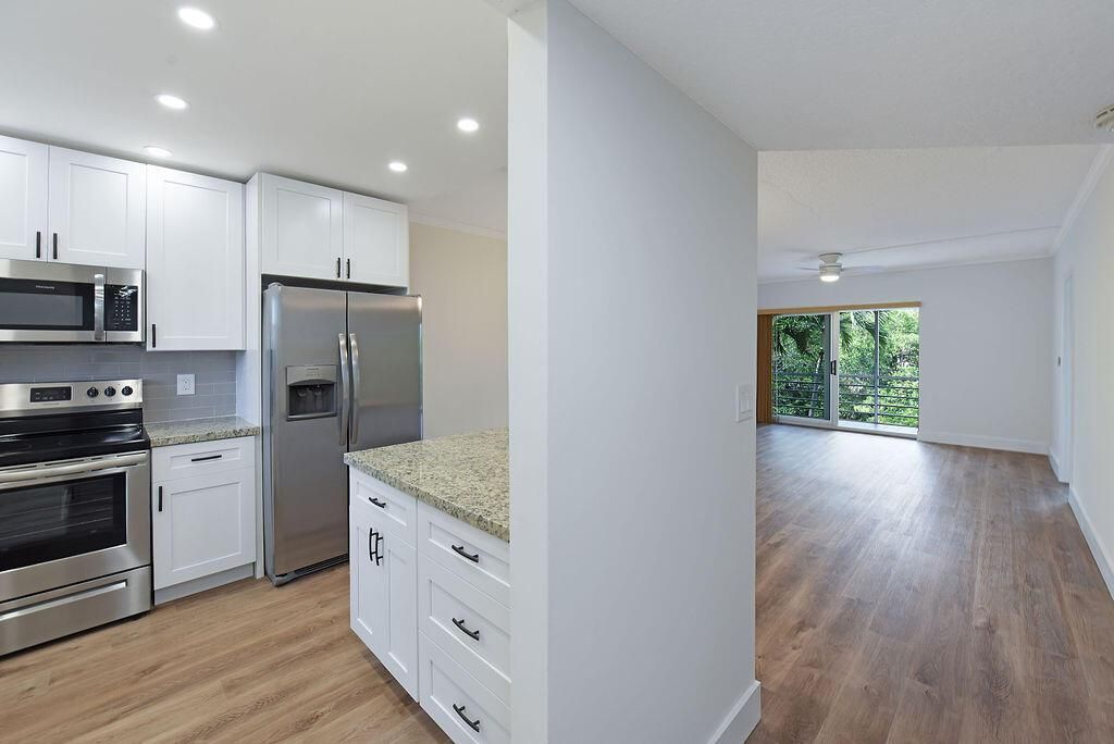 1400 NE 57th Court, Unit 205, Fort Lauderdale, FL 33334 Photo