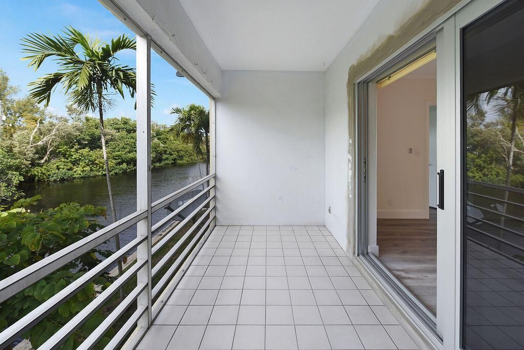 1400 NE 57th Court, Unit 205, Fort Lauderdale, FL 33334 Photo