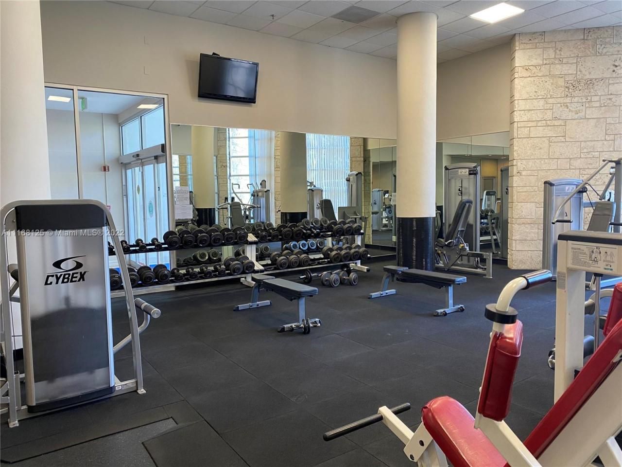 5161 Collins Ave, Unit 914, Miami Beach, FL 33140 Photo