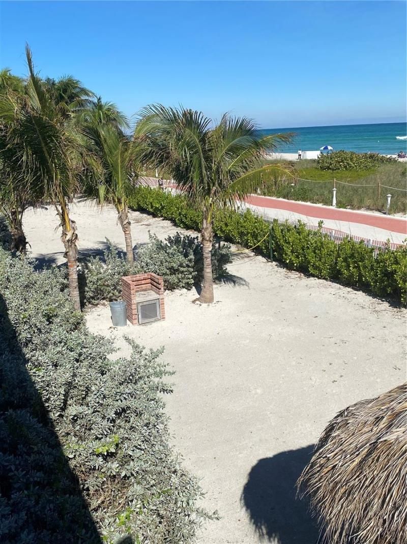 5161 Collins Ave, Unit 914, Miami Beach, FL 33140 Photo