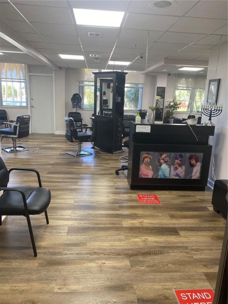 5161 Collins Ave, Unit 914, Miami Beach, FL 33140 Photo