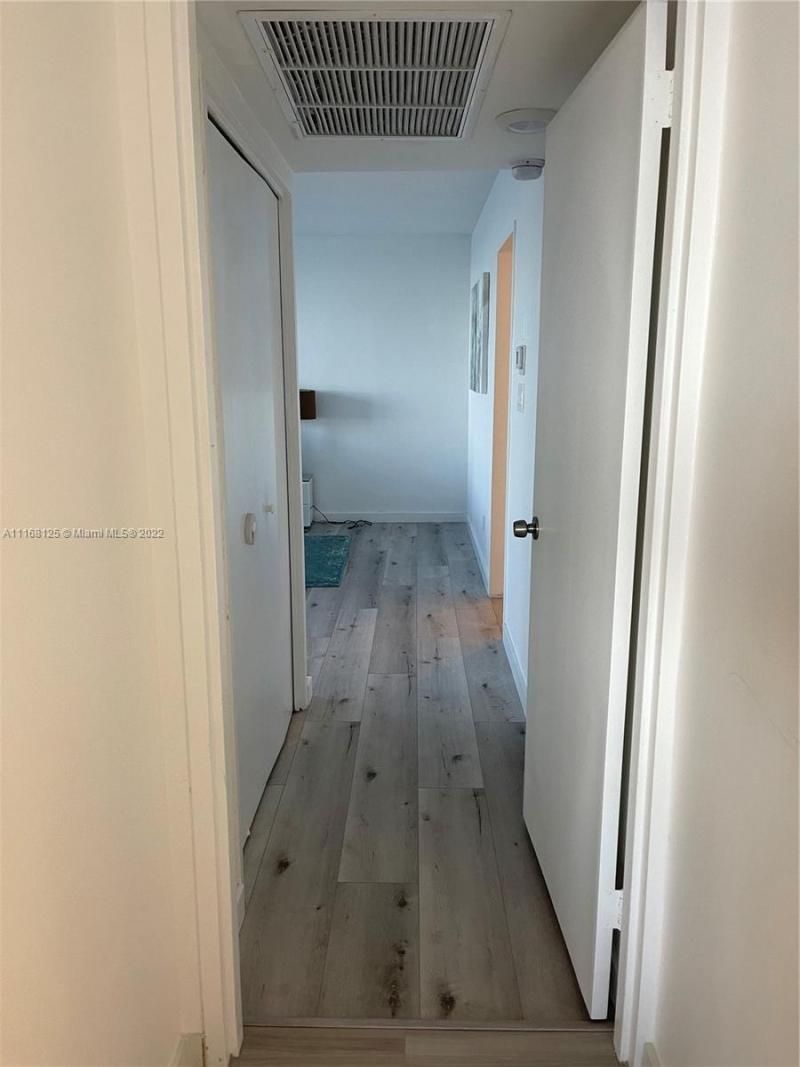 5161 Collins Ave, Unit 914, Miami Beach, FL 33140 Photo