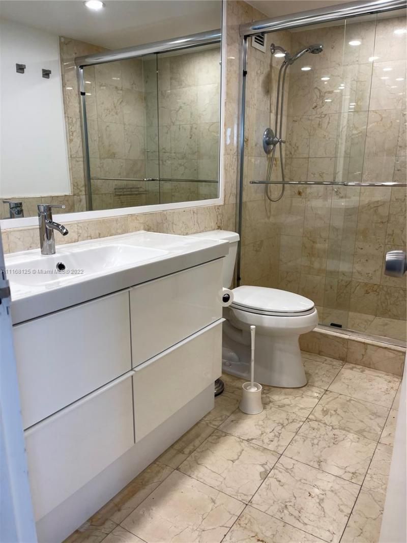 5161 Collins Ave, Unit 914, Miami Beach, FL 33140 Photo