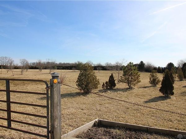 110 E Yellow Springs Fairfield Road, Miami Township, OH 45387