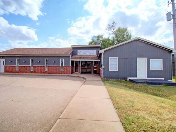 811 E Virginia Ave., Stillwater, OK 00000