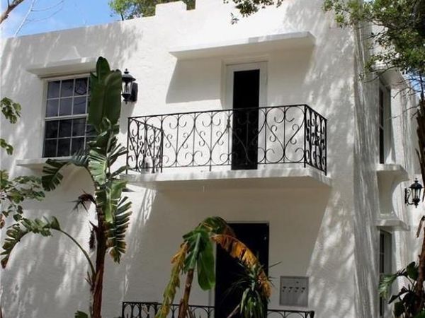 621 NE 28th Street, Unit 1, Wilton Manors, FL 33334