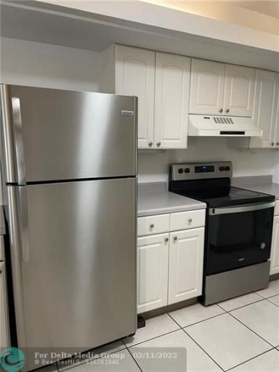 1425 NE 56th Street, Unit 3, Fort Lauderdale, FL 33334 Photo