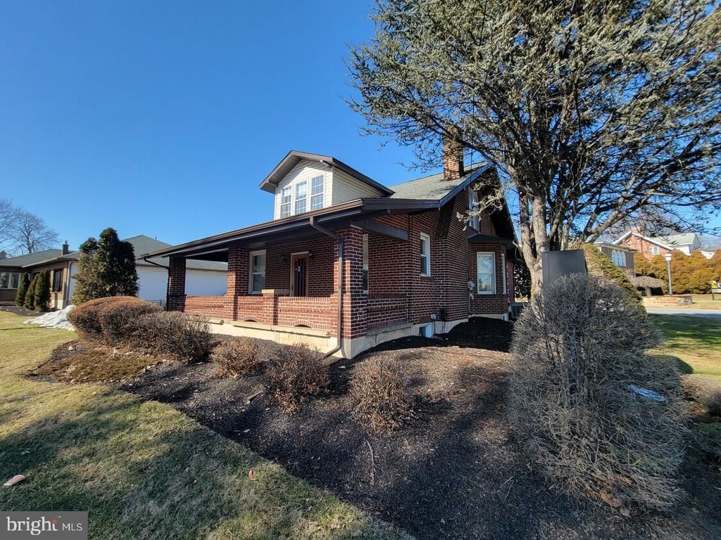 4003 WILLIAM PENN HIGHWAY, EASTON, PA 18045