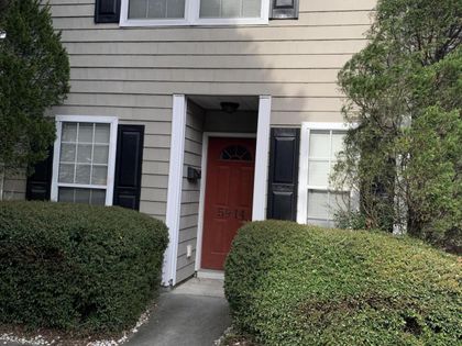 5914 Tampa Street Hanahan, SC 29410