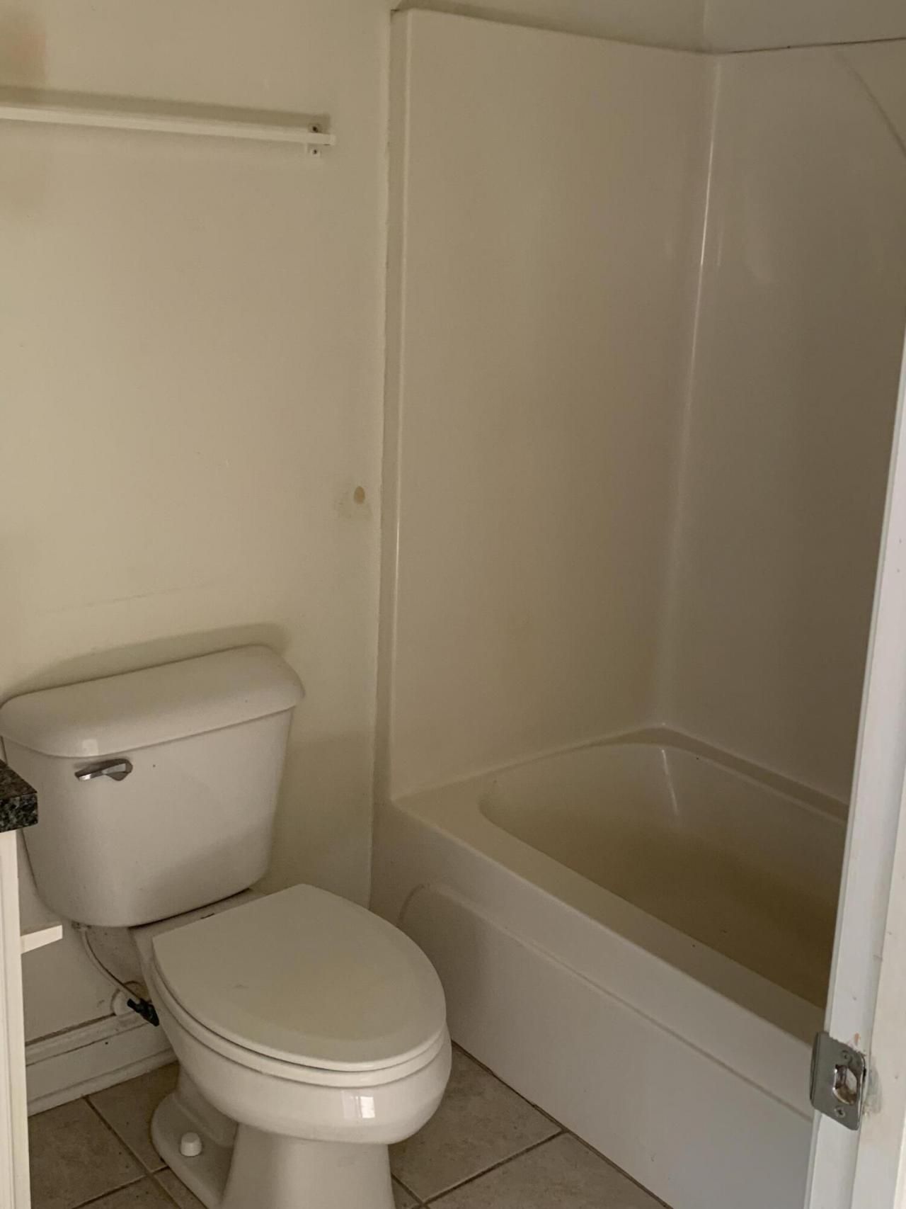 5914 Tampa Street Photo 8