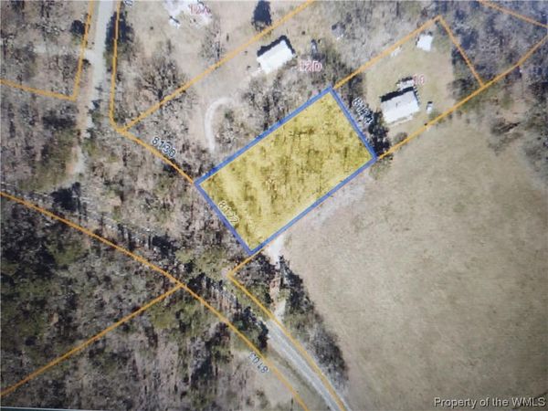 8122 Diascund Road, Lanexa, VA 23089