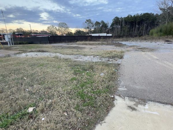 822 Hw 49 N, Richland, MS 39218