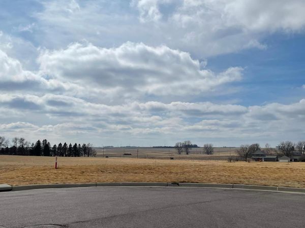 421 7th Avenue W, Edgerton, MN 56128