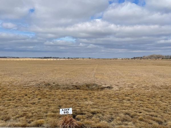 580 Hillcrest Street, Edgerton, MN 56128