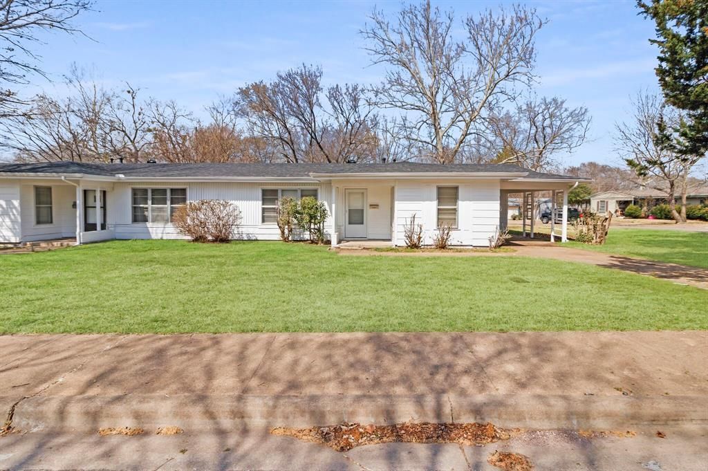 169 Eisenhower Boulevard, Unit B, Denison, TX 75020 Main Photo