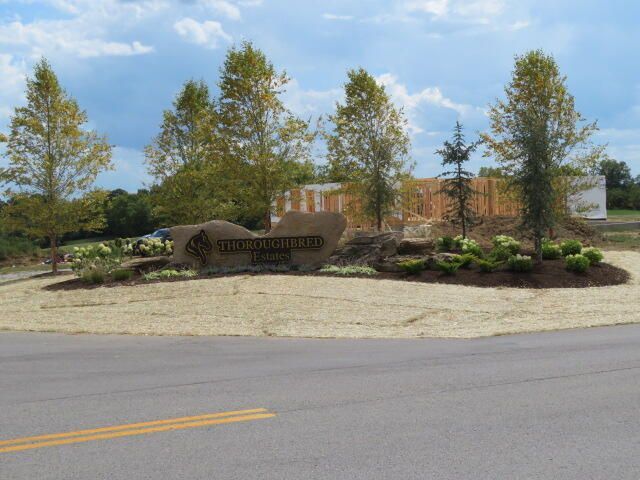 990 Craig Crossing Road, Winchester, KY 40391 Main Photo