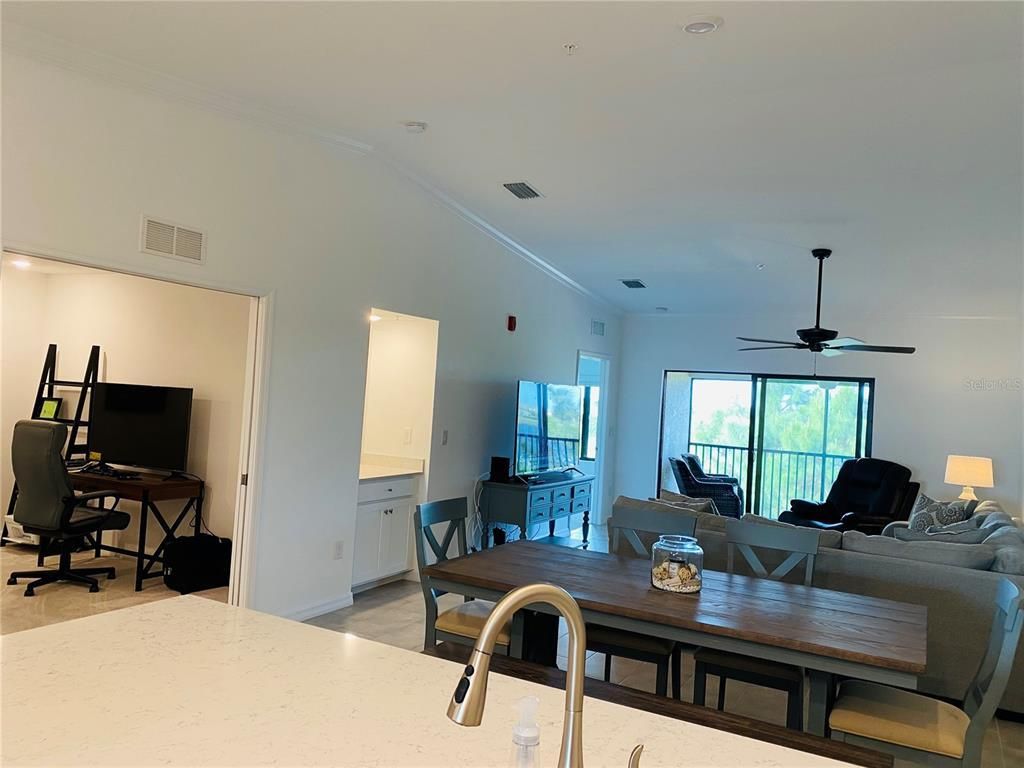 5664 Palmer Circle, Unit 202, Bradenton, FL 34211 Photo
