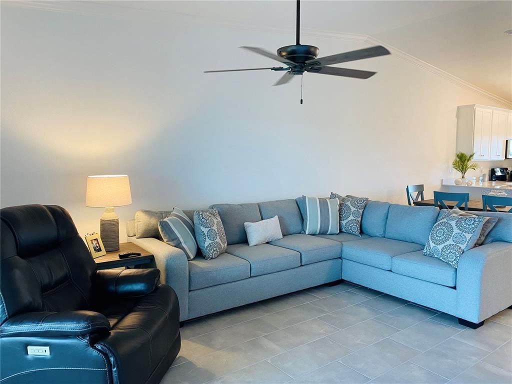 5664 Palmer Circle, Unit 202, Bradenton, FL 34211 Photo