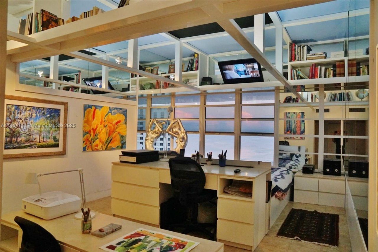 100 Lincoln Rd, Unit 1642, Miami Beach, FL 33139 Photo