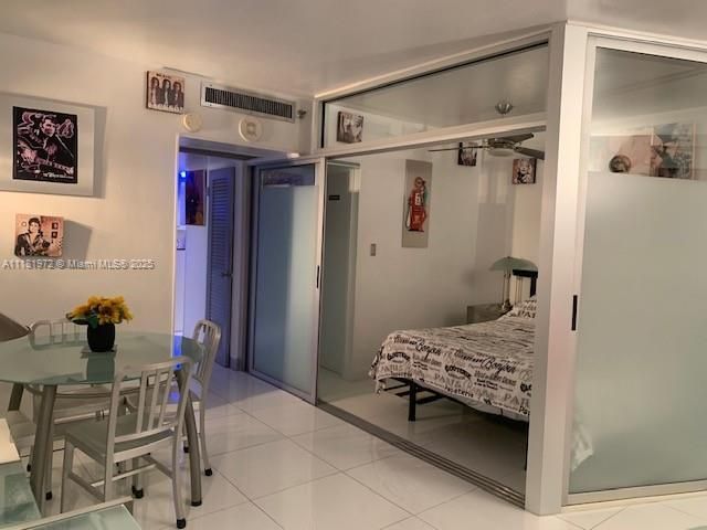 100 Lincoln Rd, Unit 1509, Miami Beach, FL 33139 Photo