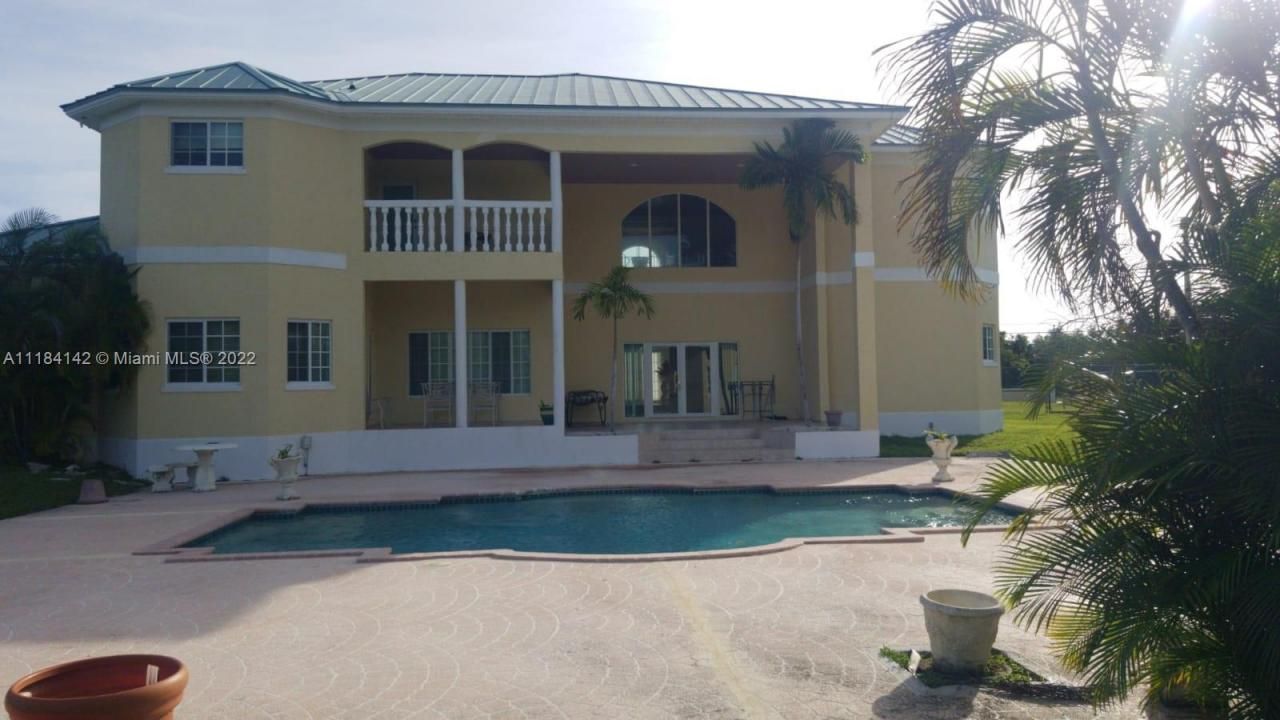 #6 Bahama, ,  00000 Photo