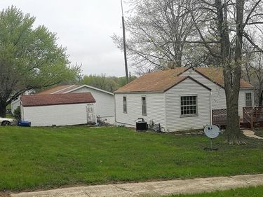 1804 N 2ND Avenue, DENISON, IA 51442