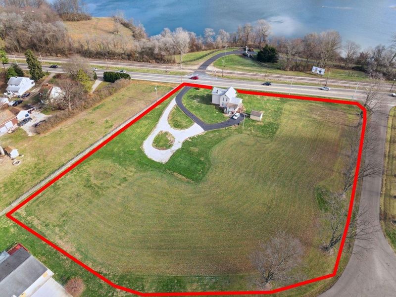 1821 Mount Vernon Road, Newark, OH 43055 Photo 2