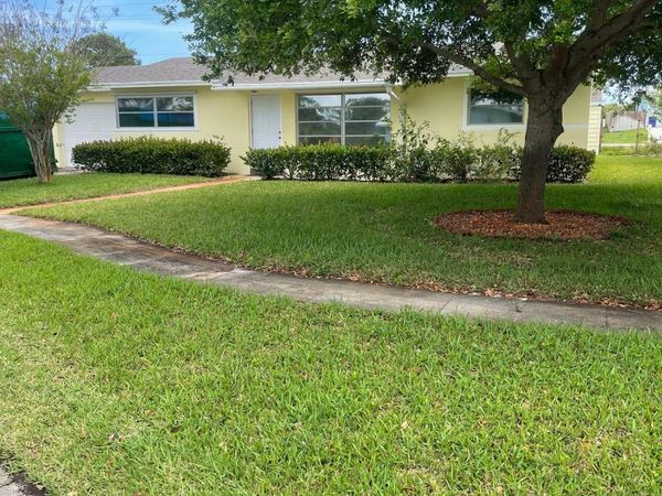 18905 SE Southgate Drive, Jupiter, FL 33469