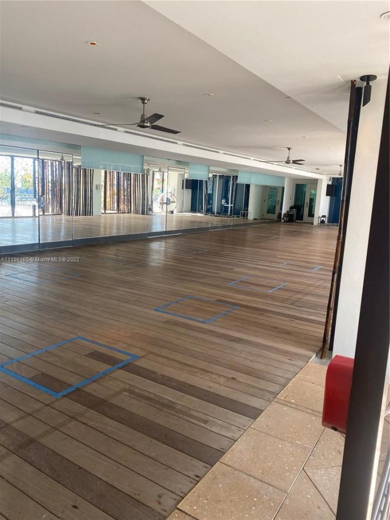 6801 Collins Ave, Unit 1102 (door, Miami Beach, FL 33141 Photo