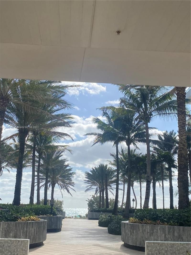 6801 Collins Ave, Unit 1102 (door, Miami Beach, FL 33141 Photo