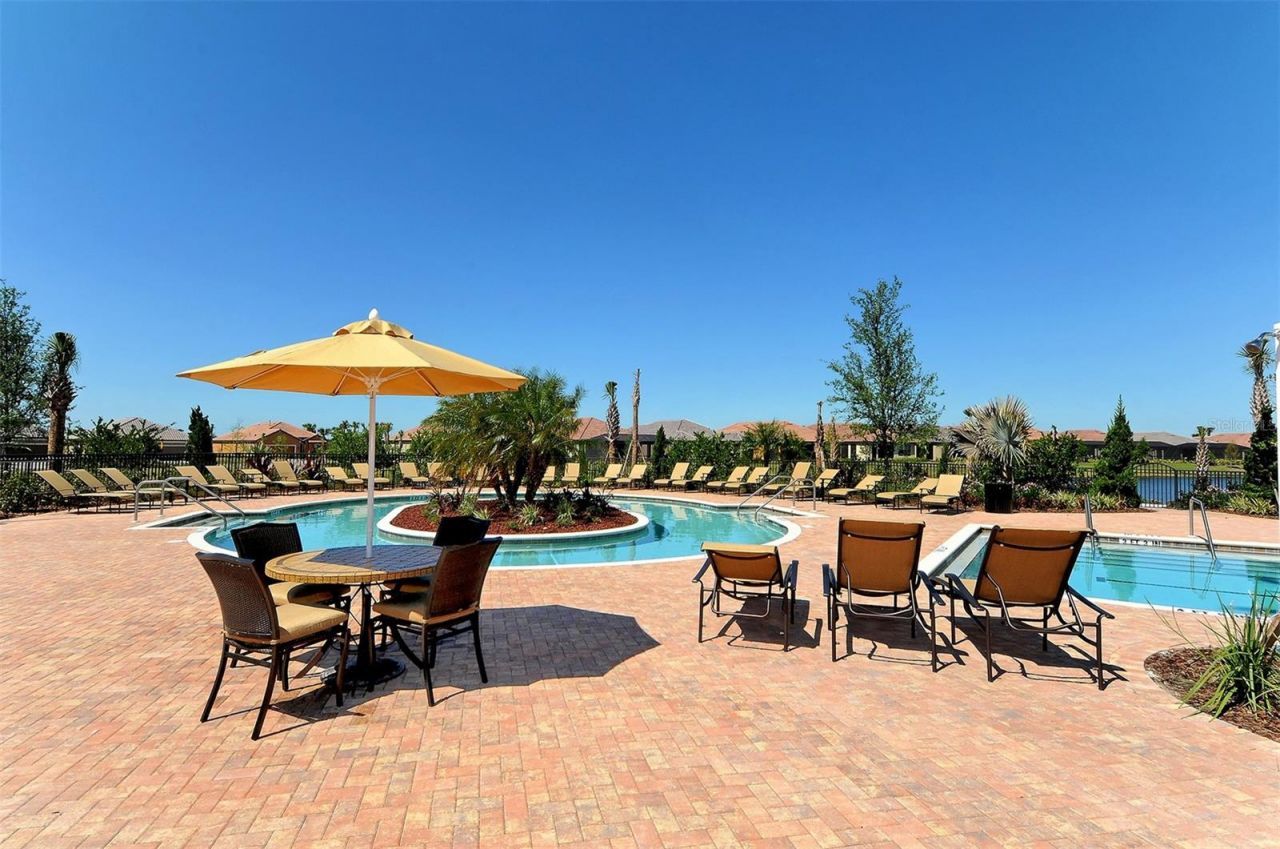 13823 Messina Loop, Unit 202, Bradenton, FL 34211 Photo