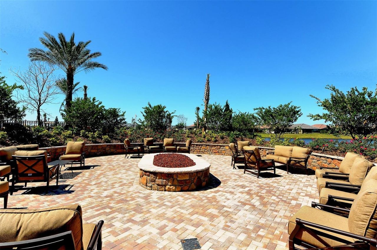 13823 Messina Loop, Unit 202, Bradenton, FL 34211 Photo