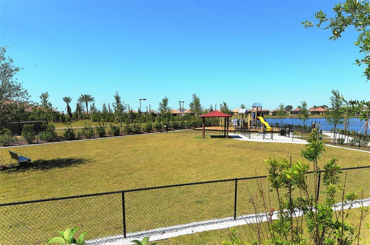 13823 Messina Loop, Unit 202, Bradenton, FL 34211 Photo