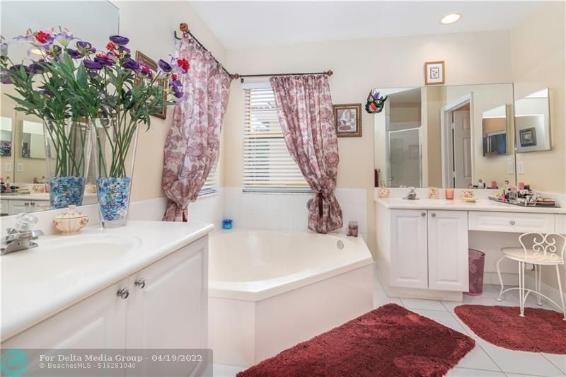 7635 19th Court, Pembroke Pines, FL 33024 Photo