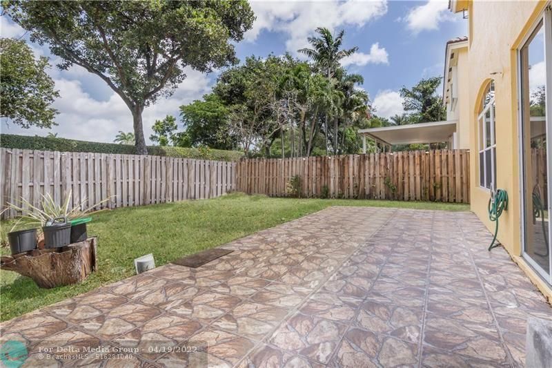 7635 19th Court, Pembroke Pines, FL 33024 Photo